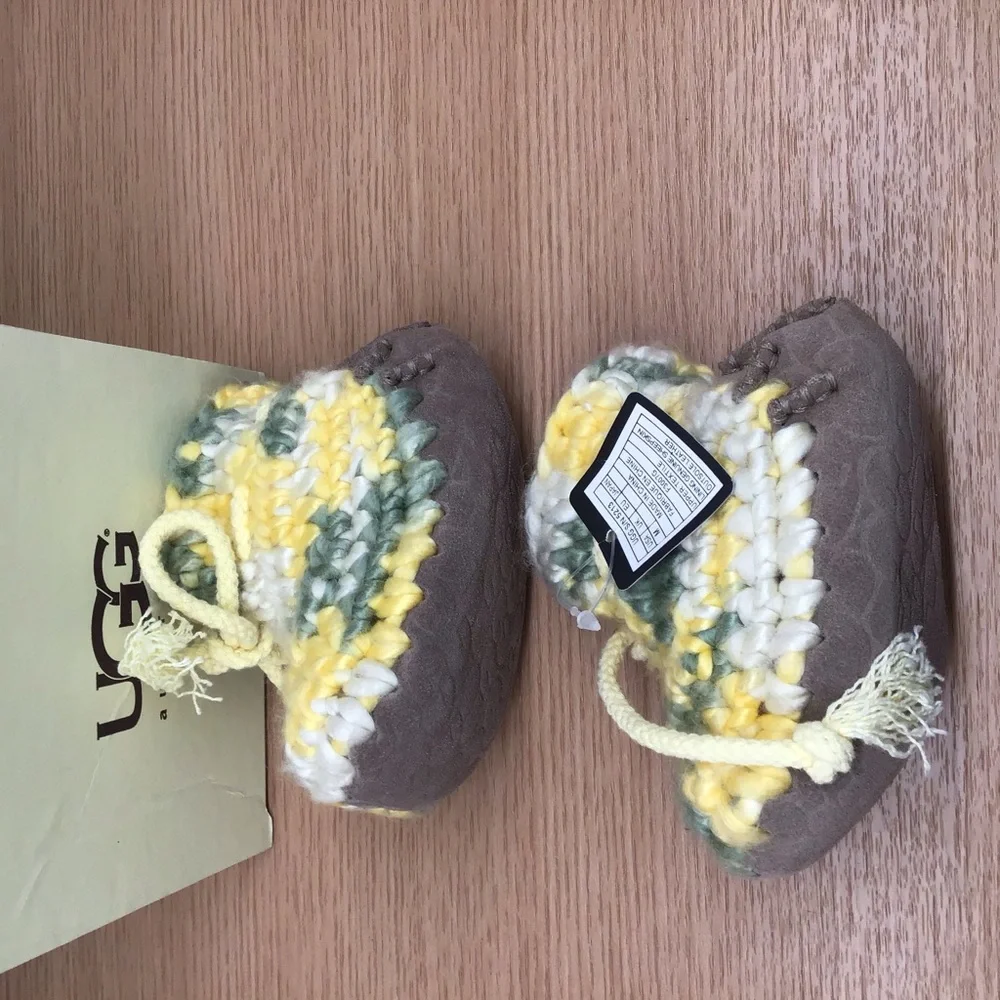 Infant UGG Crochet bootie